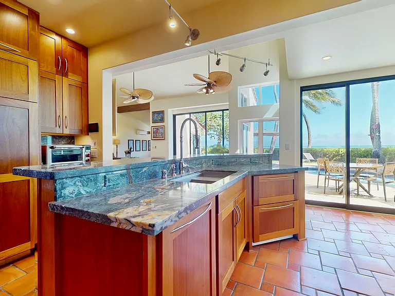 Spacious Kitchen