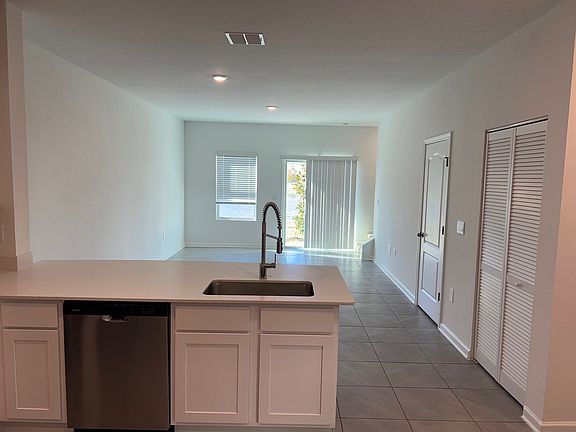 2nd image of 120 Summer Moon Dr