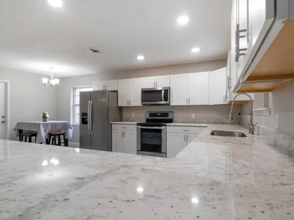 316 17th St, Niceville, FL 32578