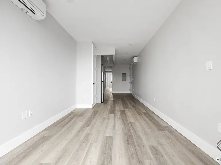 3421 Glenwood Rd #6M — Photo 6