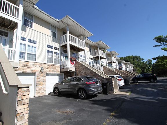 4th image of 304 Beachwalk Trl