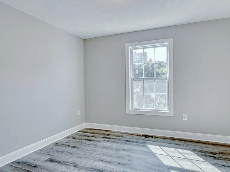1210 Providence Blvd — Photo 25