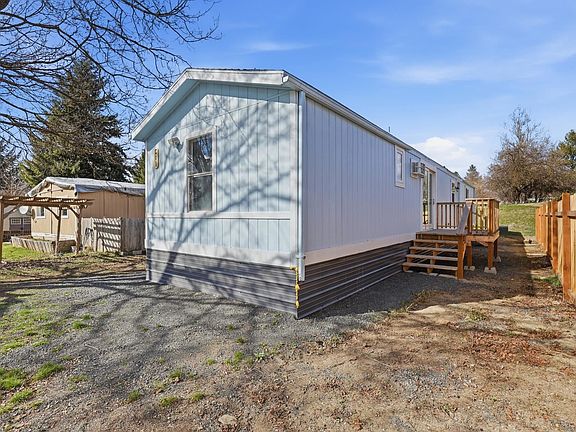 3rd image of 11705 N Wilson St