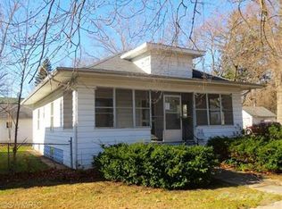 36 N Lincoln Ave, Niles, MI 49120