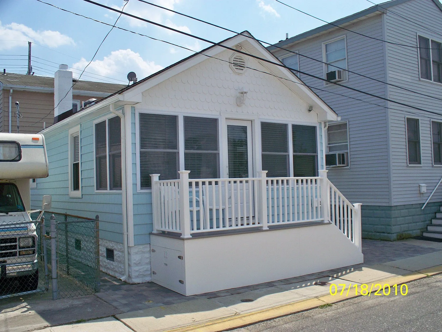 231 Bay Ter photo 1
