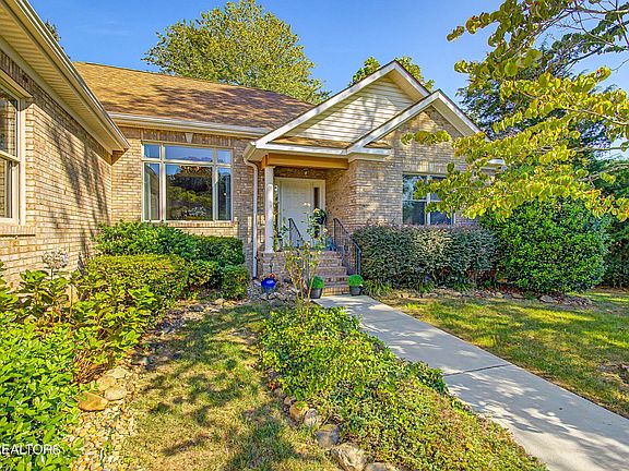 2nd image of 108 Kawga Way
