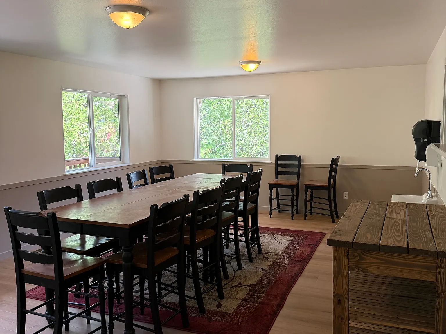 9 bed, 4750 sqft, $7,500 — Photo 4
