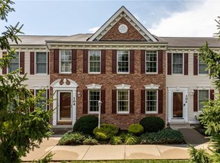 104 Castleview Dr, Mc Kees Rocks, PA 15136