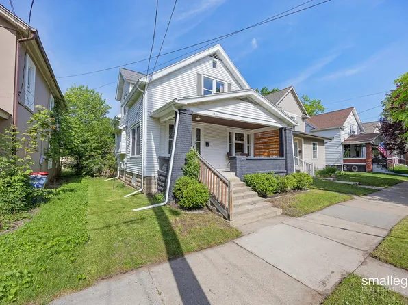 1321 Davis Ave NW, Grand Rapids, MI 49504