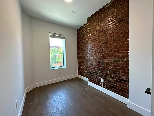 Rented by Highline Residential | media 17