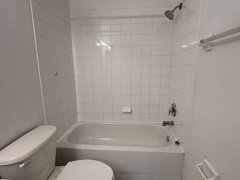 509 SE 6th Pl — Photo 9
