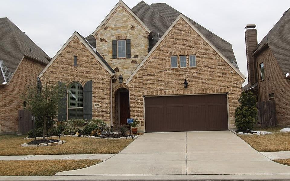 1st image of 2032 Arrowood Glen Dr
