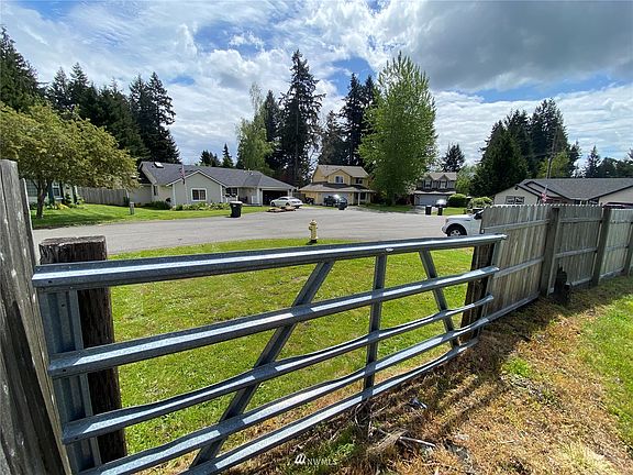 5th image of 3624 Yelm Highway SE