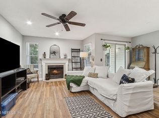 3586 RAIN FOREST Drive W, Jacksonville, FL 32277