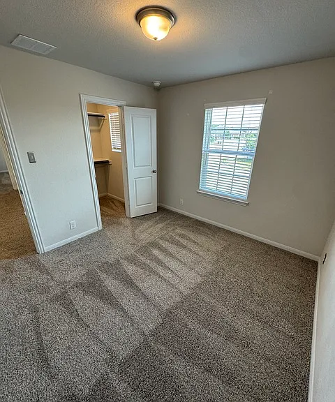 7510 Boxing Elm — Photo 4