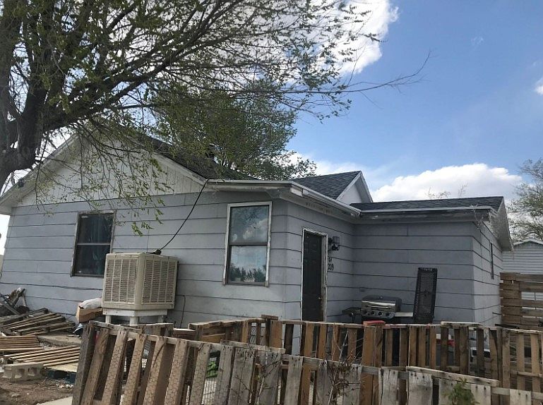 1st image of 209 N Preston Ave