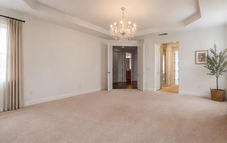 10359 Henbury St — Photo 29