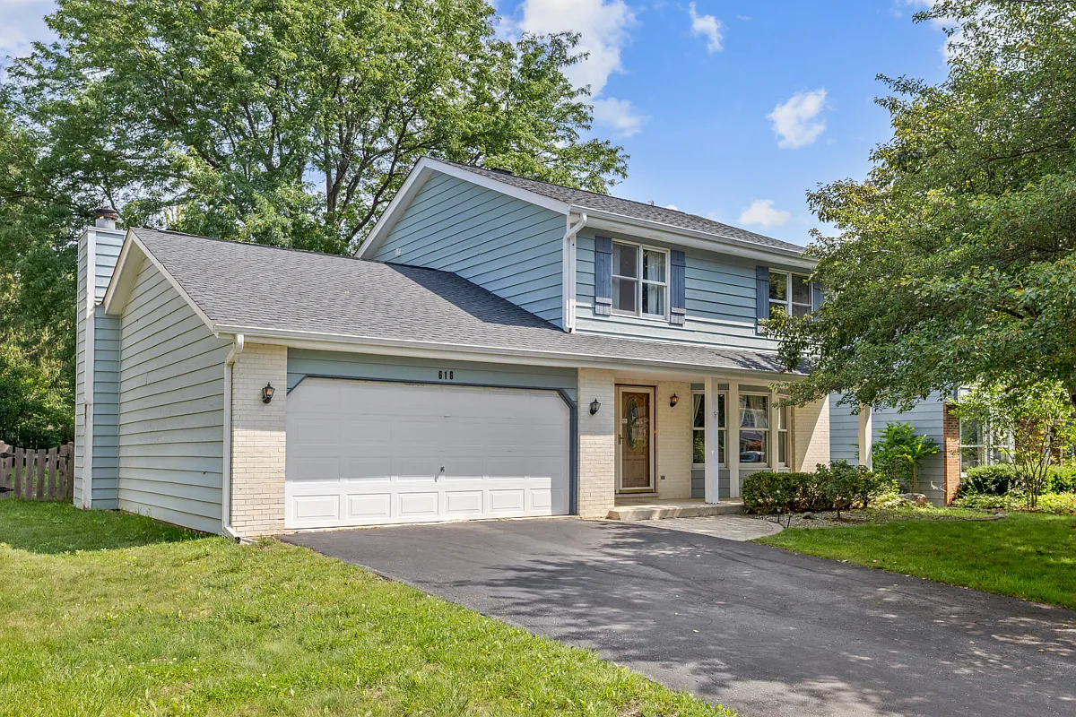 3 bed, 2.5 bath, 1830 sqft, $3,095 — Photo 1