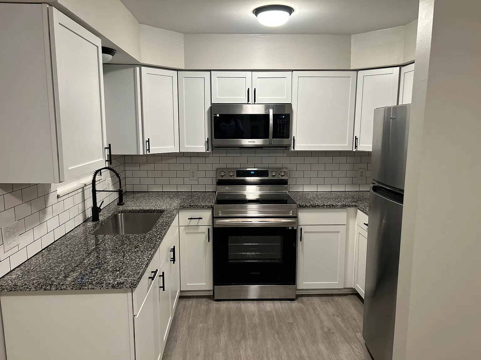 3 bed, 1056 sqft, $1,800 — Photo 4