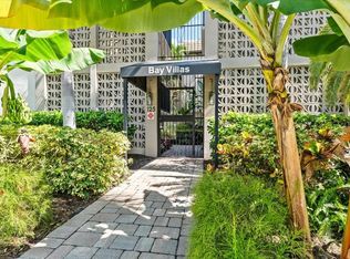 125 5th Ave NE APT 320, Saint Petersburg, FL 33701