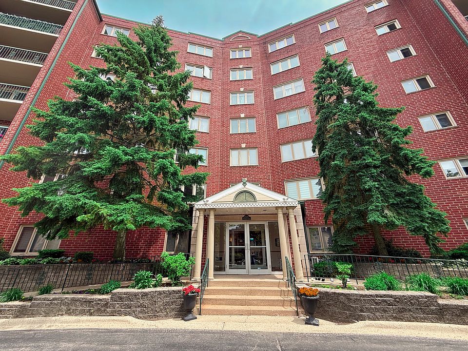 1st image of 8580 W Foster Ave Unit 304