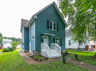 938 24th St, Moline, IL 61265