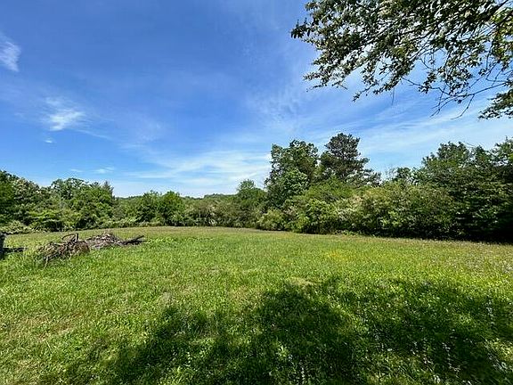 5th image of 132 Boofer Rd