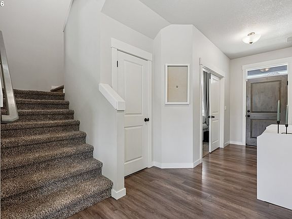 3rd image of 11112 NE 133rd Ct