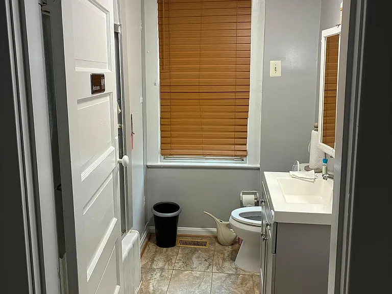 5510 44th Ave #2 — Photo 9