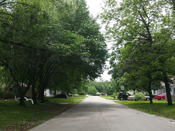 5th image of 6905 Hawthorne Ave