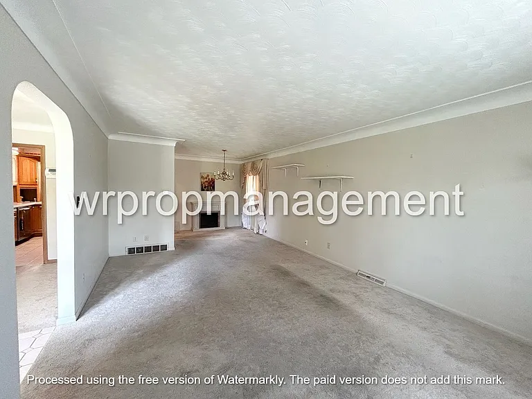 2338 Bodette Ave — Photo 6