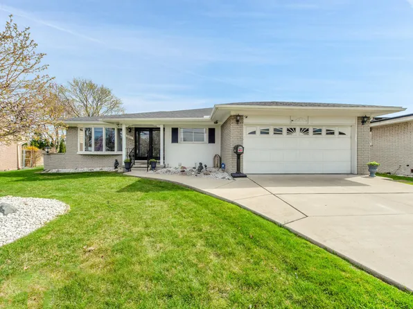 17405 Goddard Rd, Southgate, MI 48195