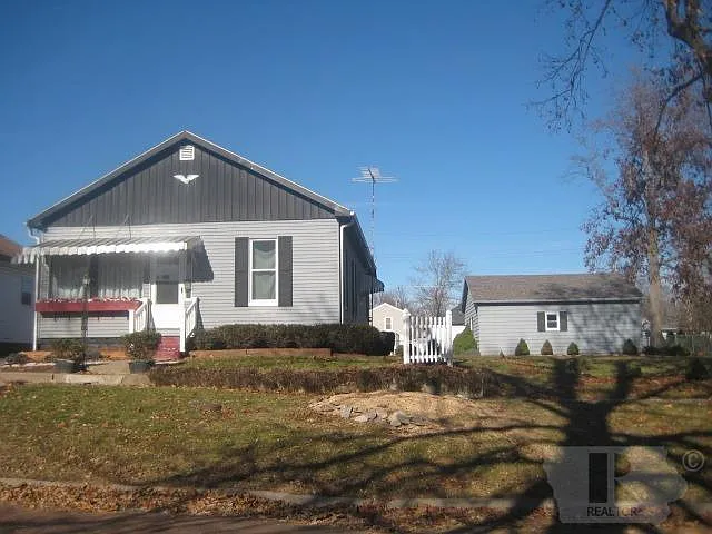 3109 Avenue J photo 1