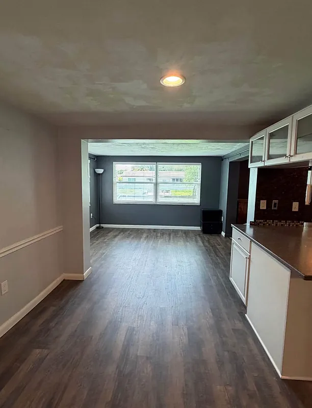 2 bed, 2.0 bath, 1236 sqft, $1,950 — Photo 4