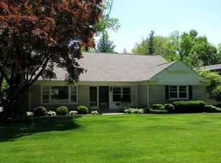 1015 Hawthorne Dr, Columbus, IN 47203