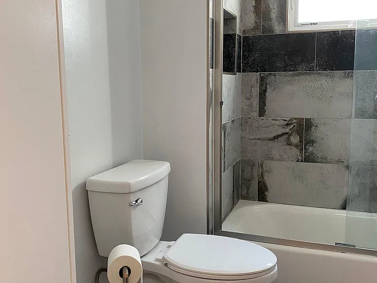 2743 Coolidge Ave — Photo 31
