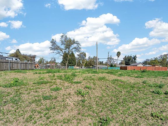 4th image of 2508 Paradise Rd