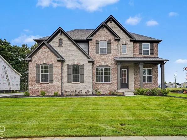 5591 Brook Hill Rd, Avon, IN 46123