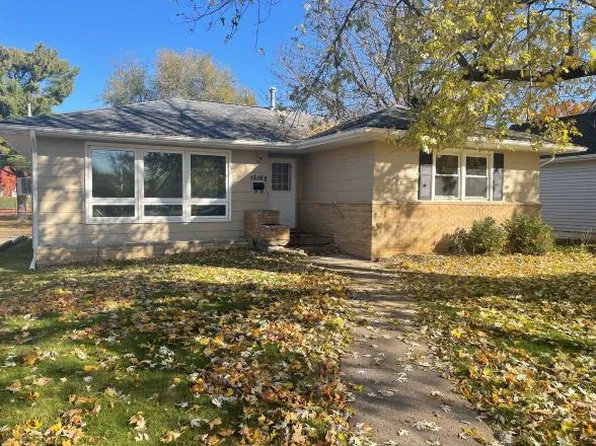 1516 W 35th St, Davenport, IA 52806