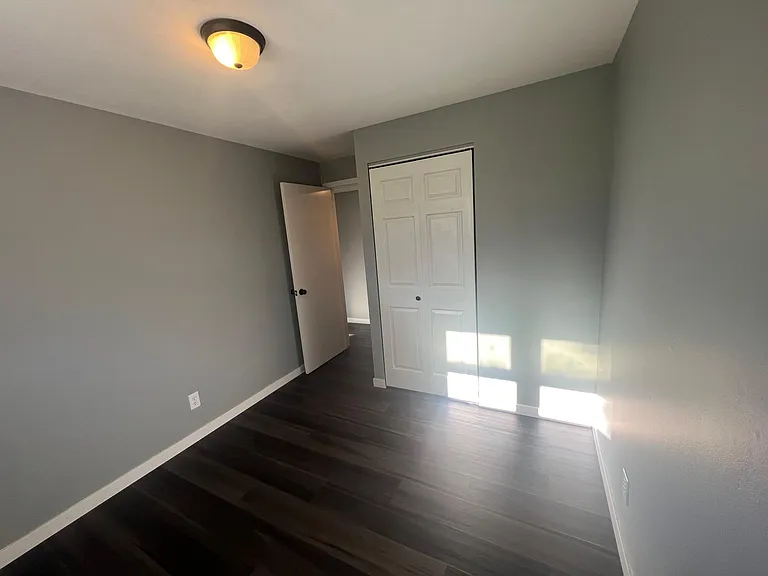 208 Argus Dr #LOWER — Photo 9