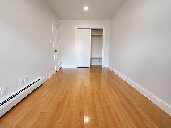 5th image of 1355 Decatur St Floor 2