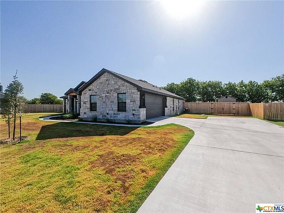 3rd image of 13617 Acqua Dr