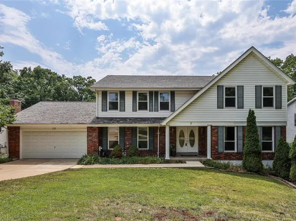 113 Hidden Creek Dr, Ballwin, MO 63011