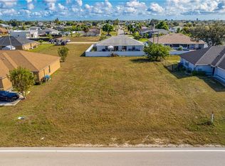913 Andalusia Blvd, Cape Coral, FL 33909