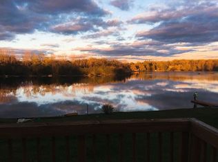 2354 Huff Pl, Highland, MI 48356