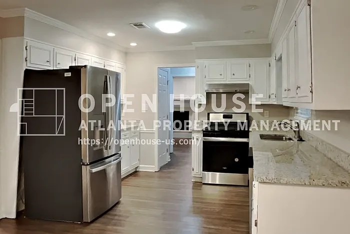 2052 Sumter Ct — Photo 6