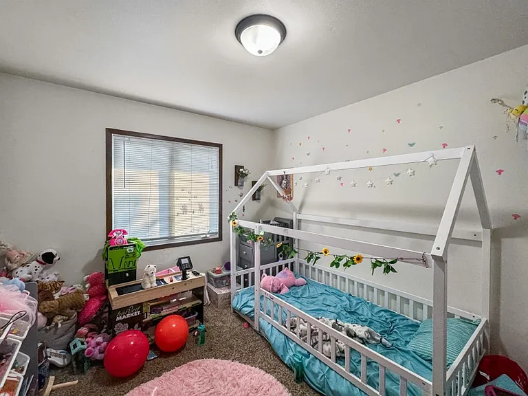 1002 N 39th St #2 — Photo 7