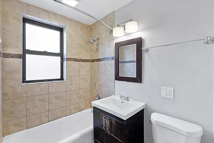 2119 N Campbell Ave #3F — Photo 8