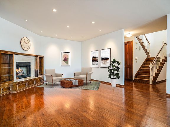 3rd image of 1432 Camden Ave APT 301