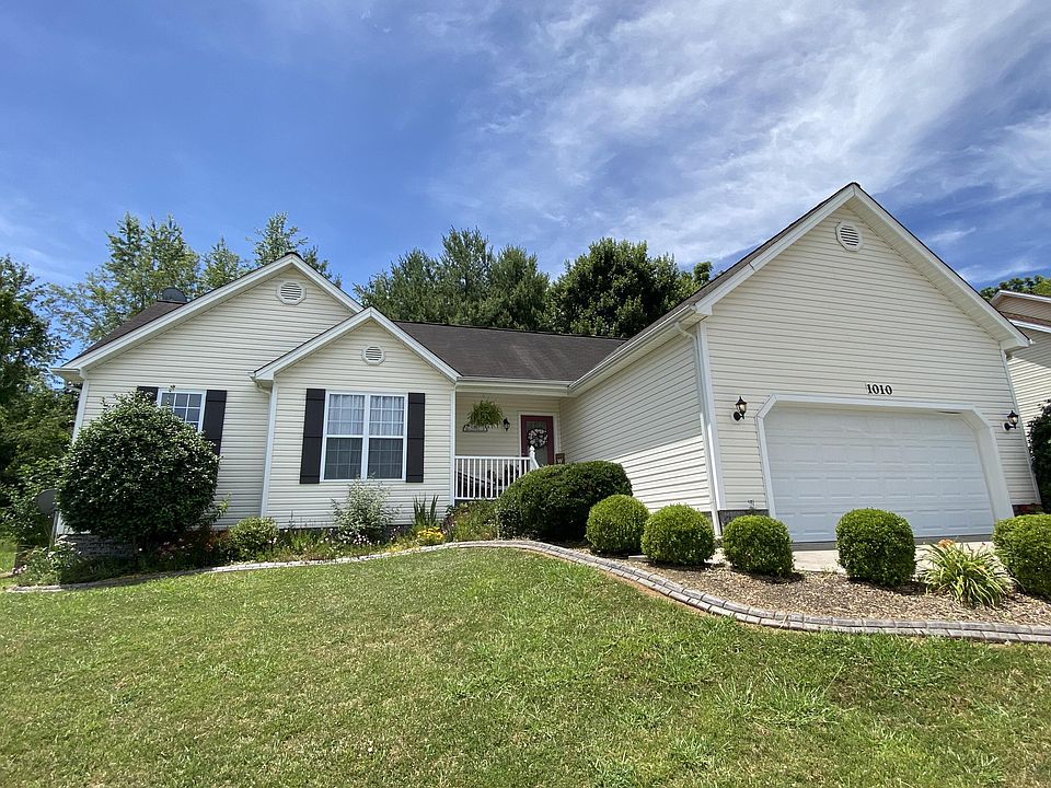 1st image of 1010 Sunrise Valley Dr
